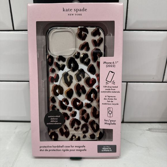 kate spade Other - Kate Spade new York Apple iPhone 14/iPhone 13 Protective Hardshell Case with